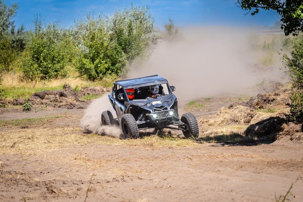 Read more about the article Sport vs Utility UTVs: What Fits Your Lifestyle?