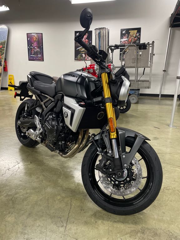 2026 SUZUKI GSX-8T MOTORCYCLE