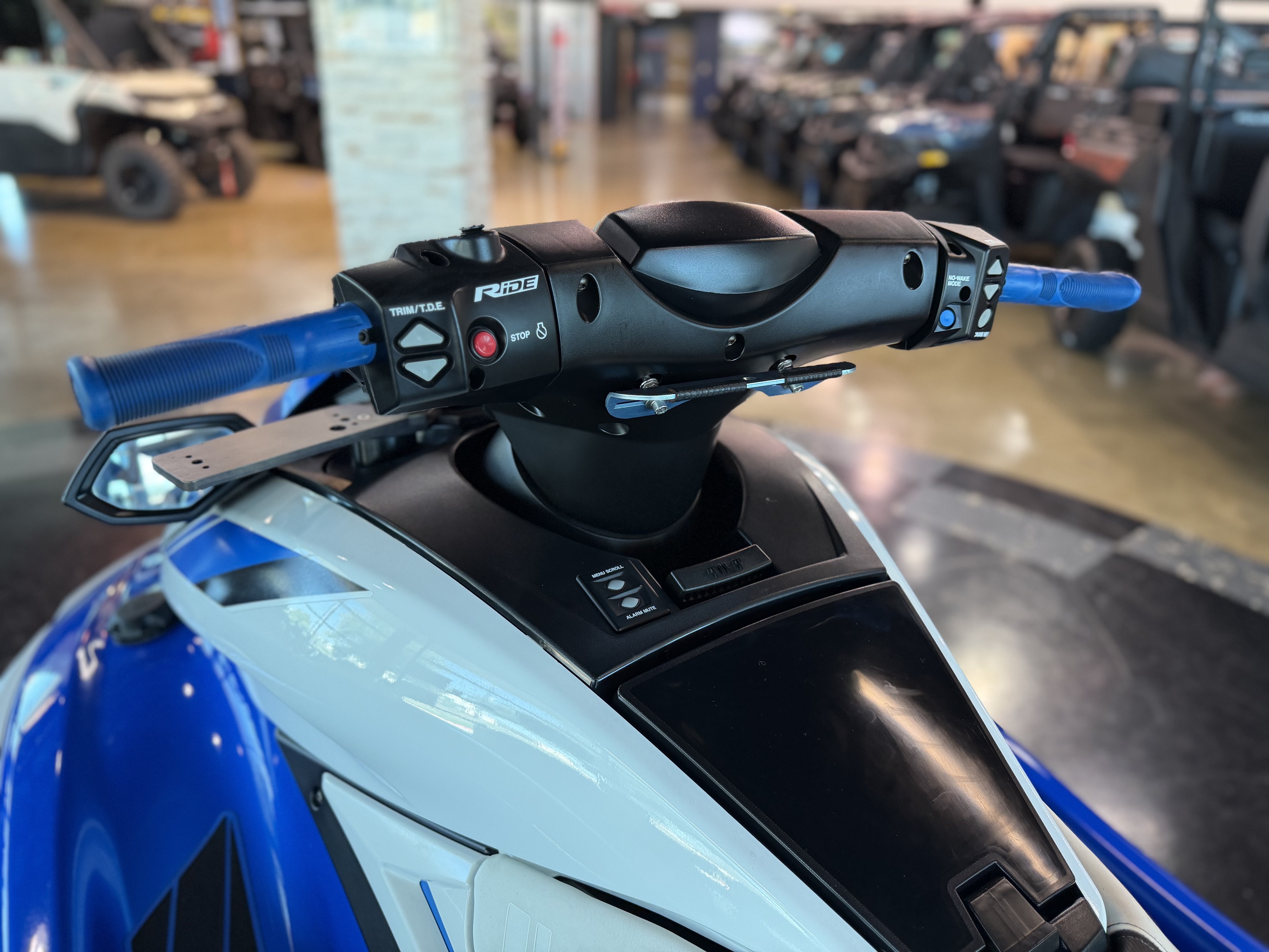 2019 YAMAHA FX CRUISER SVHO- AZURE BL WATERCRAFT