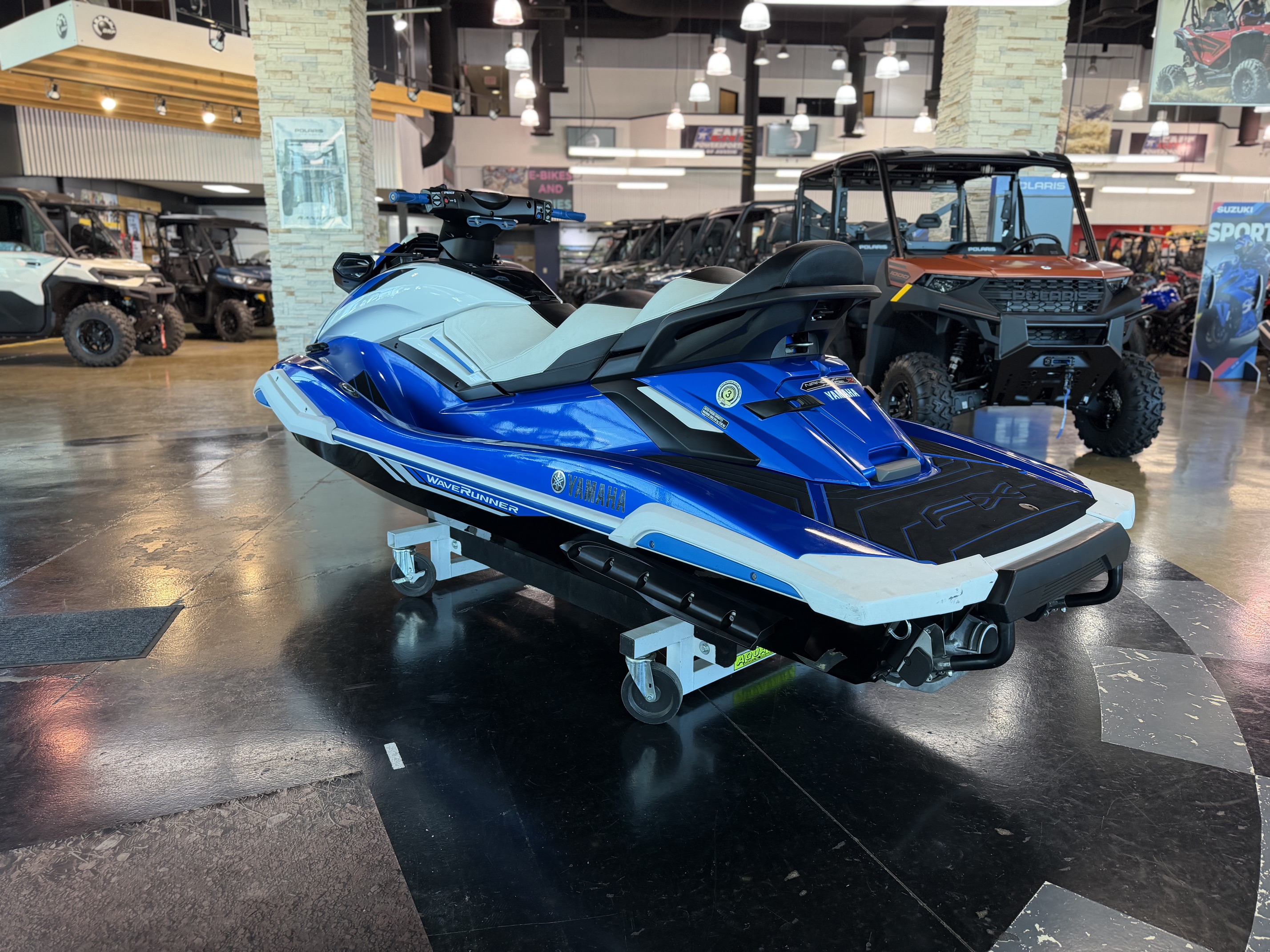 2019 YAMAHA FX CRUISER SVHO- AZURE BL WATERCRAFT