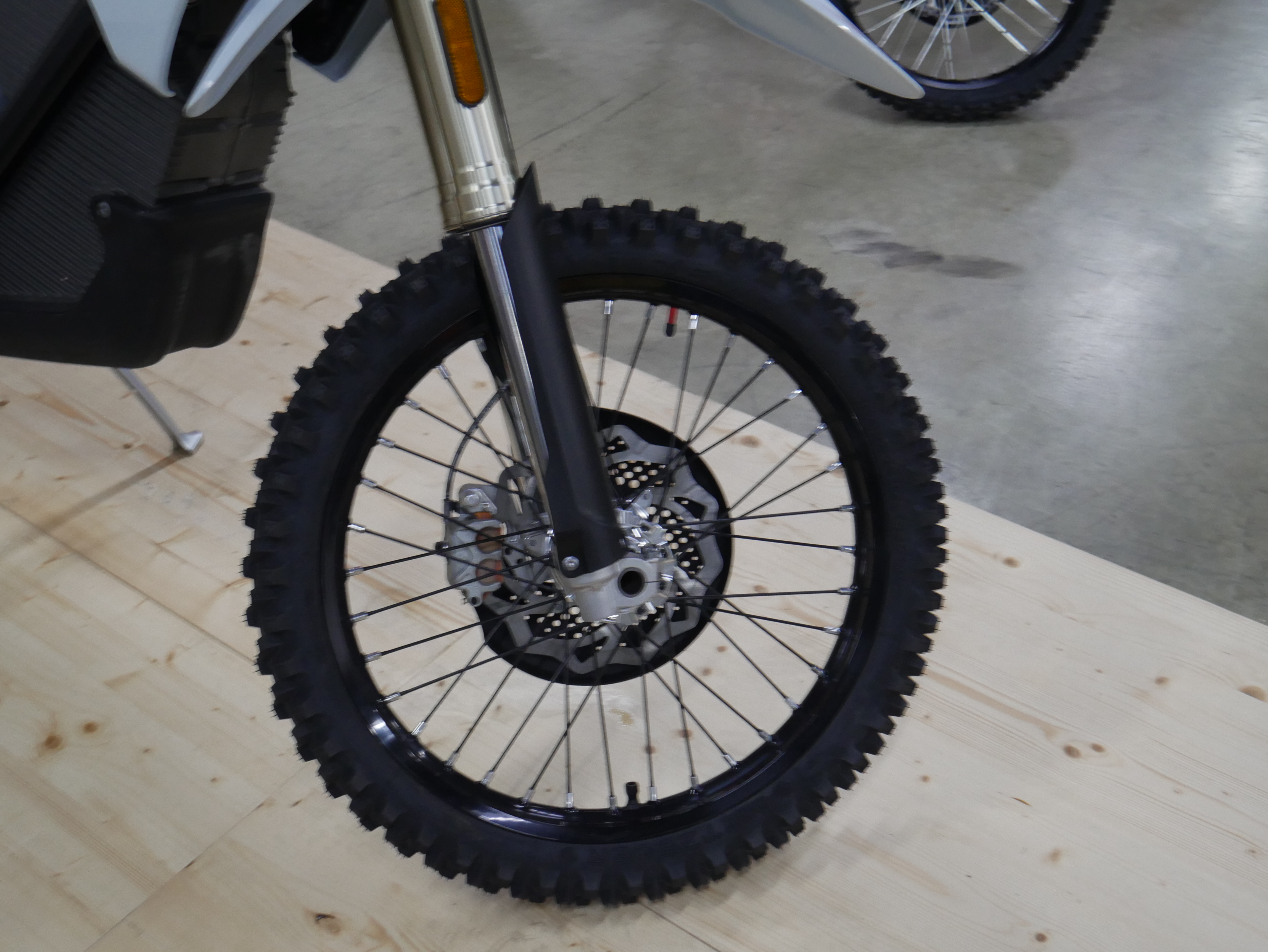 2025 Stark VARG EX MOTORCYCLE