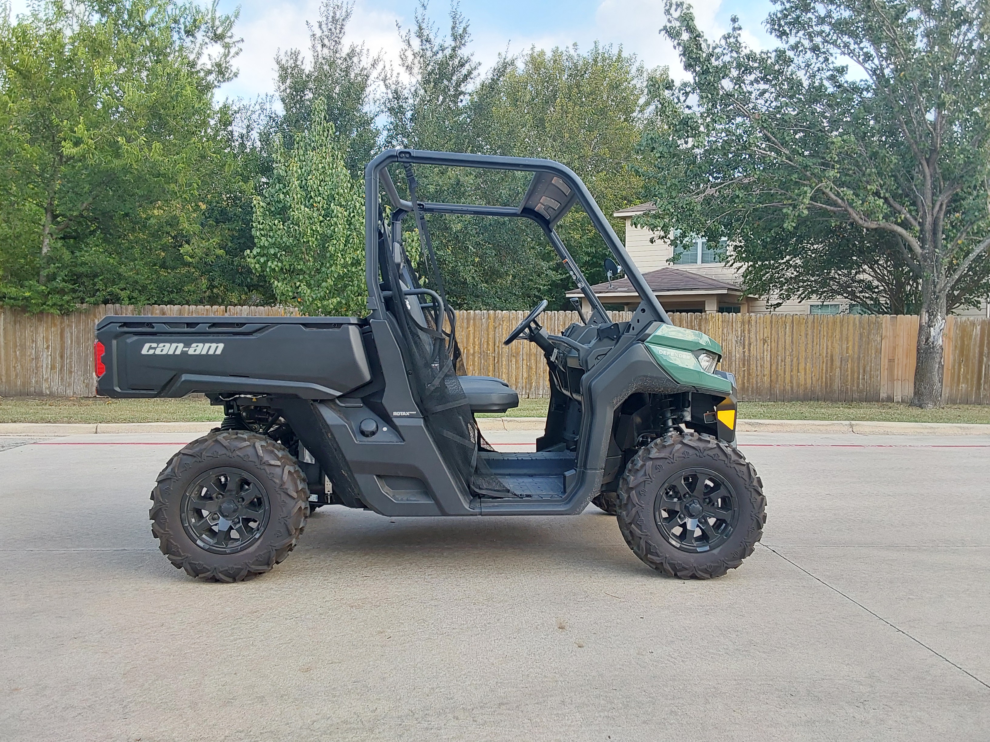 2026 Can-Am Defender HD7 UTV