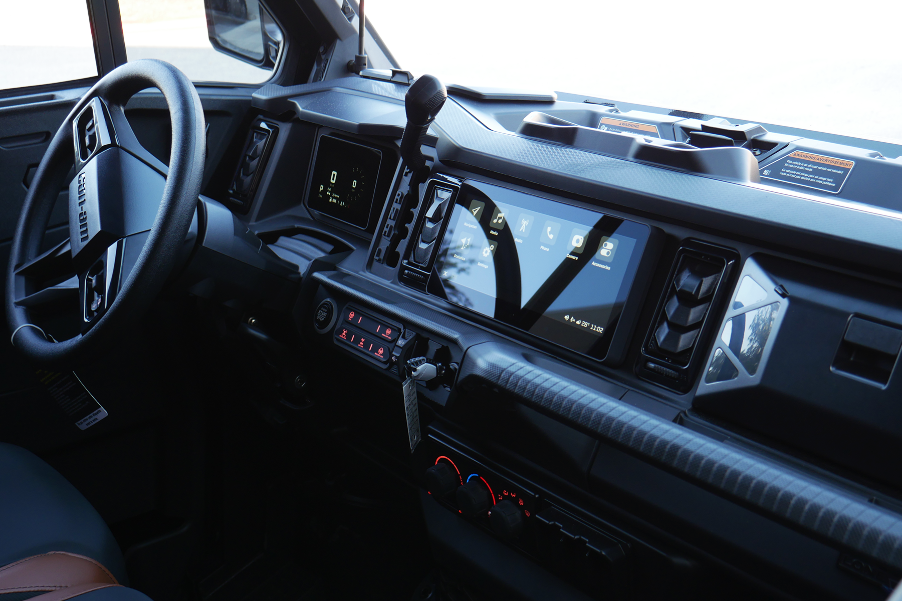 2027 Can-Am DEF MAX LONE STAR 65 HD11 CAB UTV
