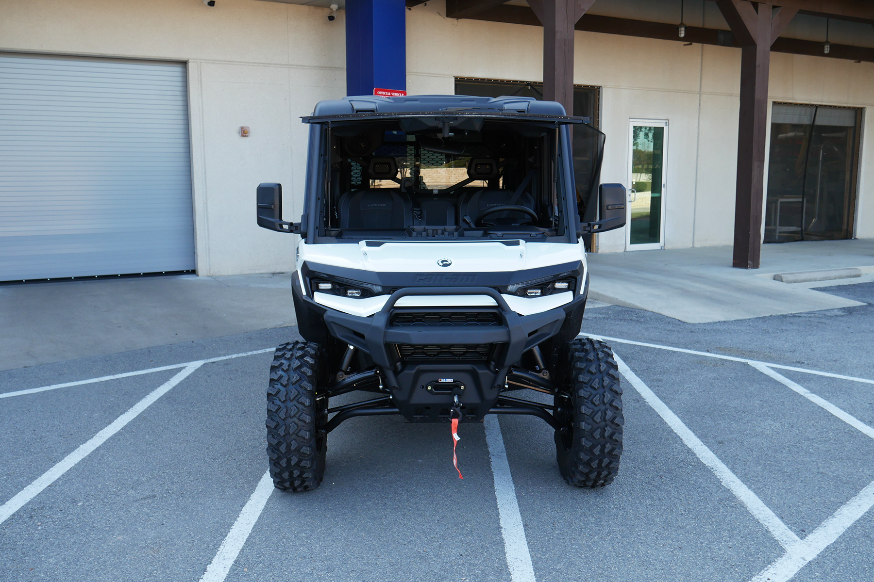 2027 Can-Am DEF XU MAX LIMITED 65 HD11 CAB UTV