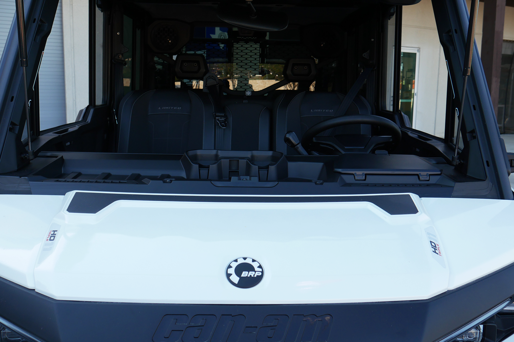 2027 Can-Am DEF XU MAX LIMITED 65 HD11 CAB UTV
