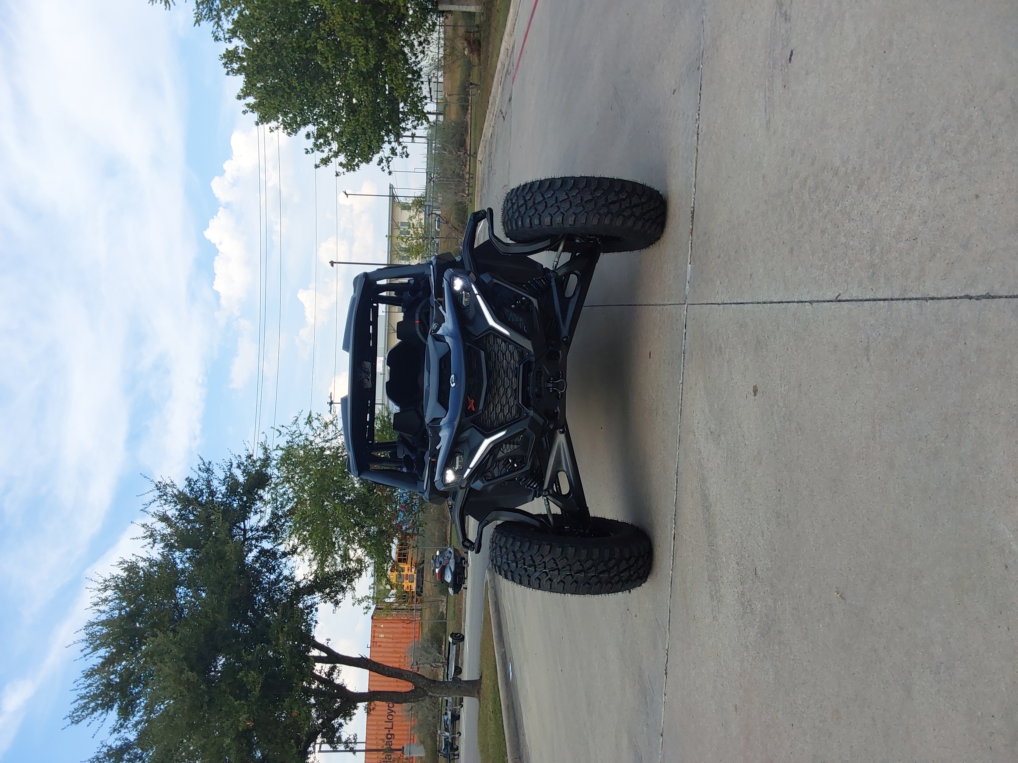 2027 Can-Am MAVERICK R MAX XRS 999T BK HB UTV