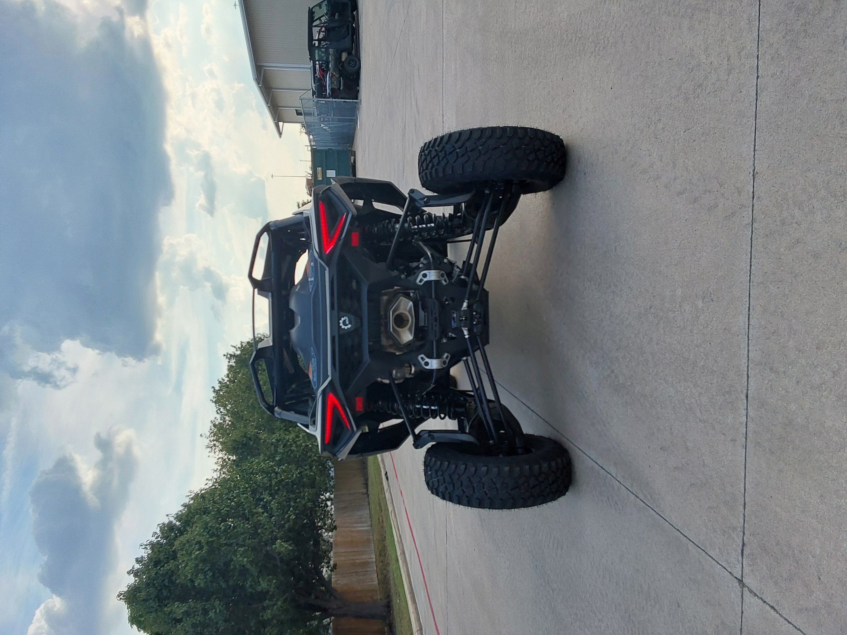 2027 Can-Am MAVERICK R MAX XRS 999T BK HB UTV