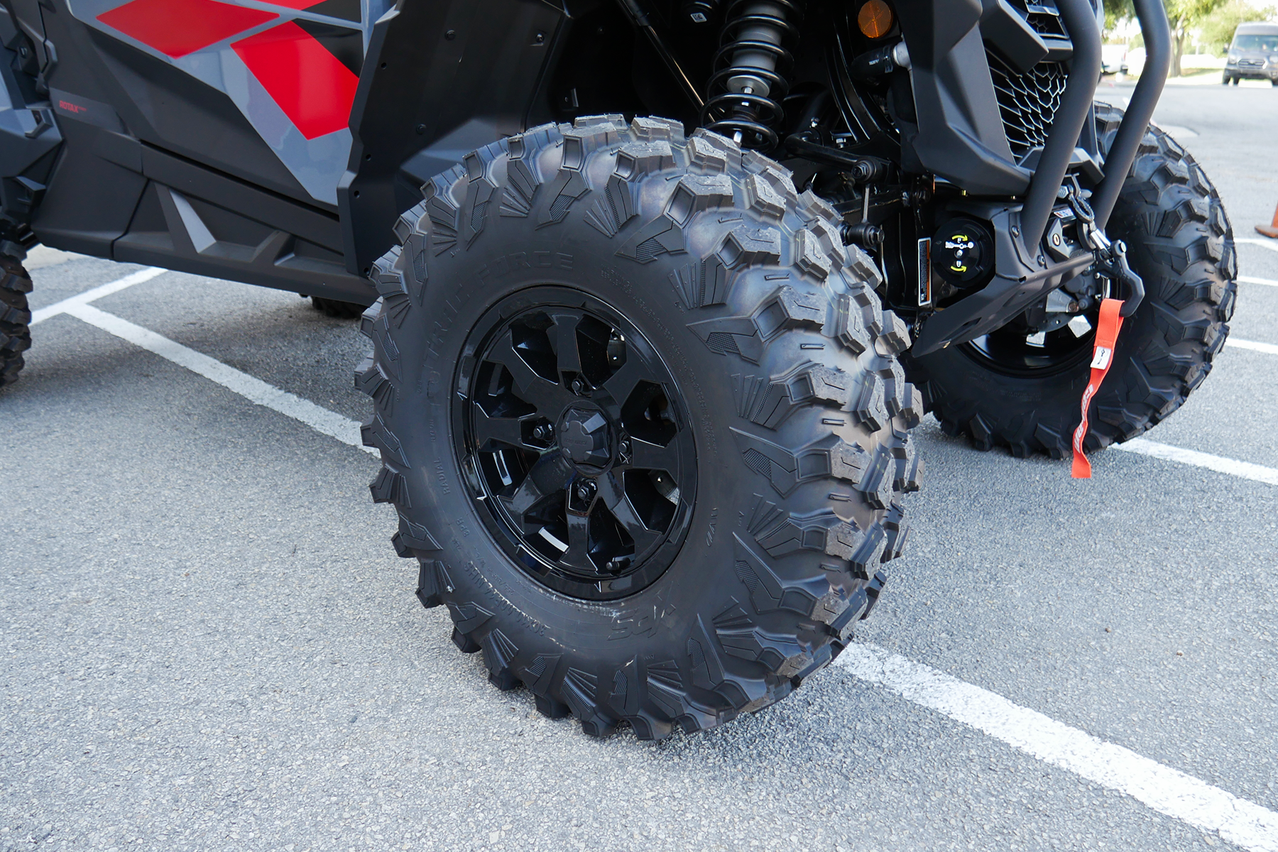 2027 Can-Am MAVERICK SPORT X 64 1000R GY UTV